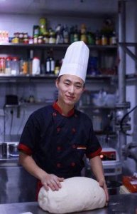 ​前TVB男星陈键锋：从演艺圈到成为准法国厨师的传奇人生