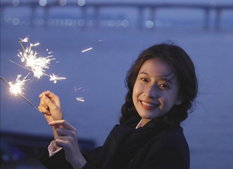 相亲对象发微信不回怎么办？相亲对象不回信息还要继续吗？