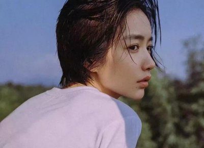​对工作真心付出换来却是寒心图片(女孩子付出了真心换来的只是寒心)