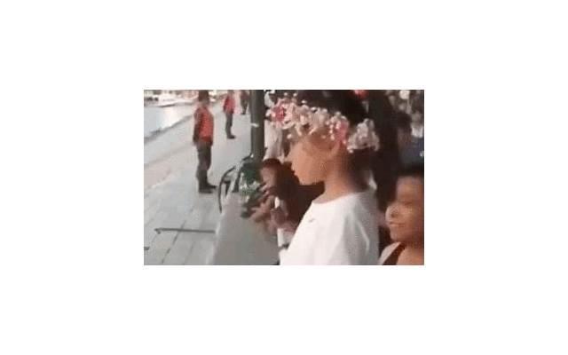炸蘑菇，直接调面糊还是焯水？都错了，这么做蘑菇更酥脆还不回软