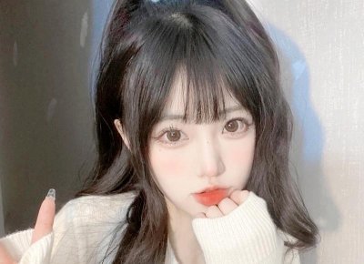 ​怎么样跟女孩子聊天找话题还不会尴尬（和女生唠嗑怎么找话题）