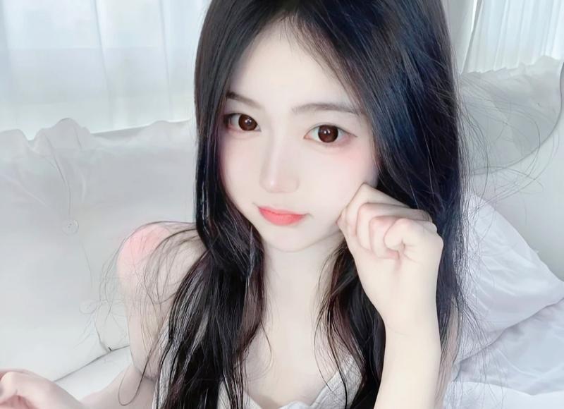 在学校怎么和女生搭讪容易成功点？