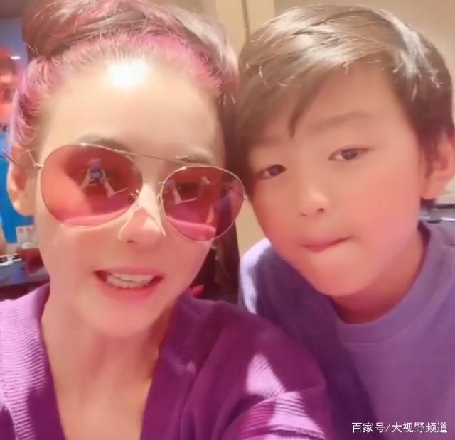 张柏芝被赶下飞机为什么原因曝光？曝张柏芝与空姐吵架视频真相？