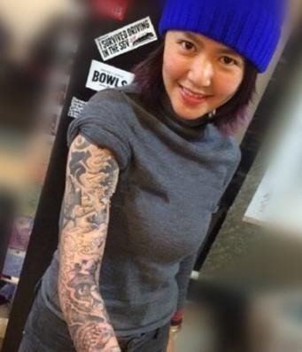 谭维维纹身花臂是什么（谭维维身上纹身是真的吗）