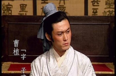 ​东汉末年的大瘟疫给中国历史带来了哪些影响,东汉末年各地豪强拥兵割据谁改编青