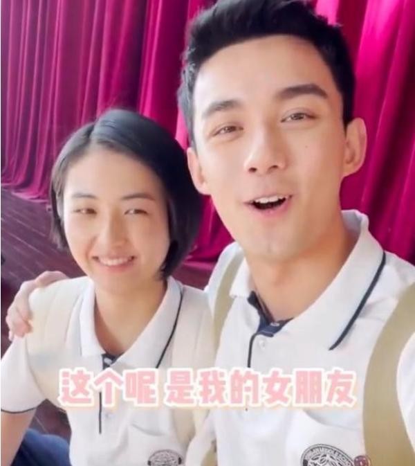 张子枫恋情风波（张子枫恋情疑曝光）(18)