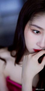 ​关晓彤真的美！写真太惊艳了，爱不释手、目不转睛都很应景啊