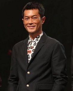 ​公益做得最好的明星是谁(明星公益慈善排名)