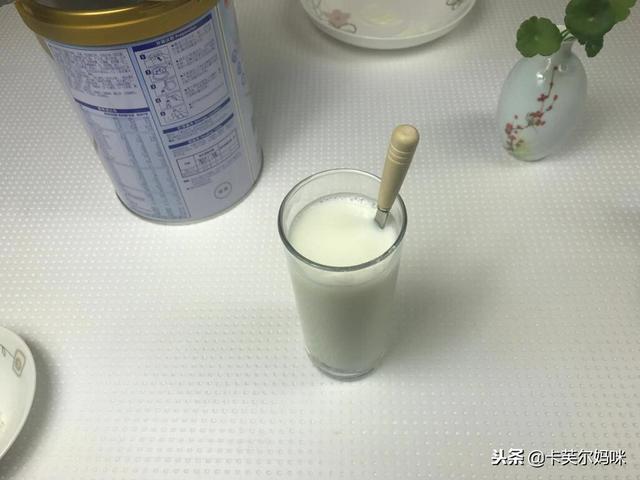 伊利金领冠菁护奶粉配方表（伊利金领冠珍护2段奶粉测评）(12)