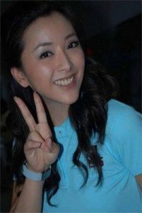 ​黄小蕾：低调婚育与事业双丰收的幸福人生