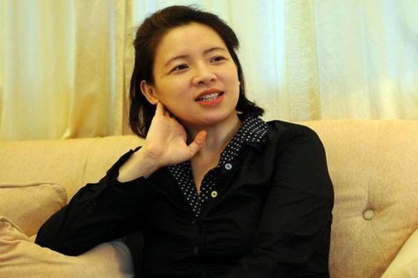 9年前，著名主持人47分钟私人视频被曝光，本人却称不怕儿子看