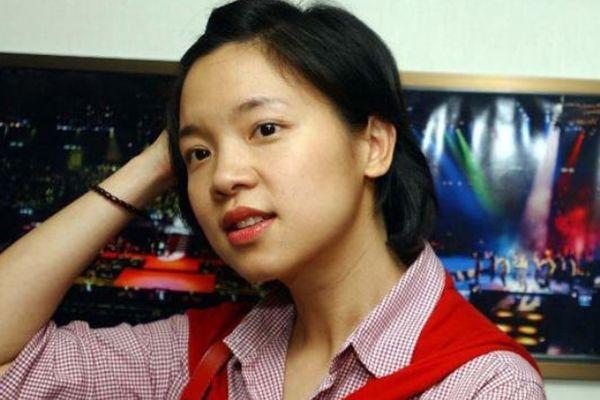 9年前，著名主持人47分钟私人视频被曝光，本人却称不怕儿子看