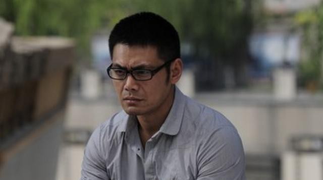 李钰怎么死的（2009李钰患癌去世穿婚纱下葬）