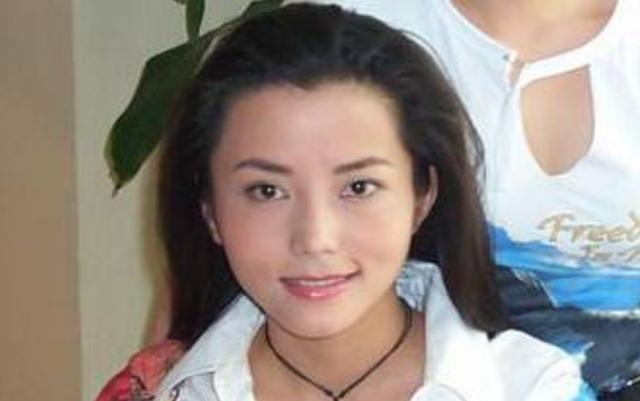 李钰怎么死的（2009李钰患癌去世穿婚纱下葬）