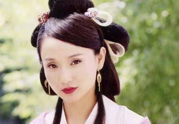 孔琳个人资料年龄（她的故事远比你想得更悲伤）