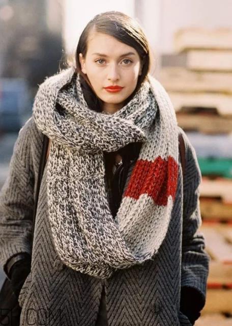 围巾与大衣怎么搭配?灰色围巾怎么搭配? 围巾与大衣怎么搭配?灰色围巾怎么搭配?