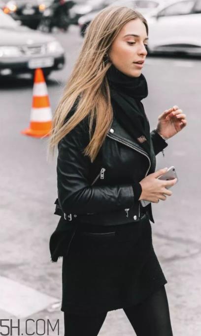 围巾与大衣怎么搭配?灰色围巾怎么搭配? 围巾与大衣怎么搭配?灰色围巾怎么搭配?