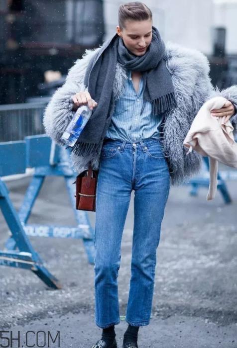 围巾与大衣怎么搭配?灰色围巾怎么搭配? 围巾与大衣怎么搭配?灰色围巾怎么搭配?