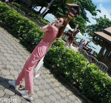 女装粉色怎么搭配?粉色女装搭配图片 女装粉色怎么搭配?粉色女装搭配图片