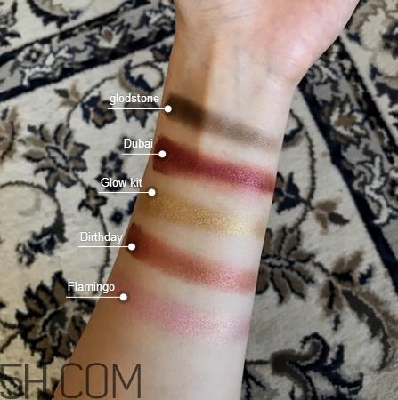 beauty glazed眼影盘好用吗_色号试色 beauty glazed眼影盘好用吗_色号试色