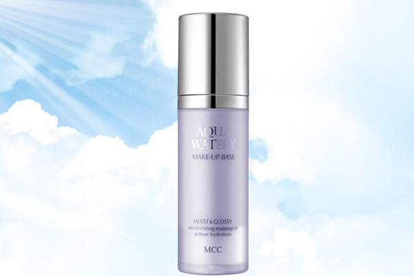 隔离霜对皮肤有没有伤害 隔离霜不卸妆会堵塞毛孔吗 隔离霜对皮肤有没有伤害 隔离霜不卸妆会堵塞毛孔吗