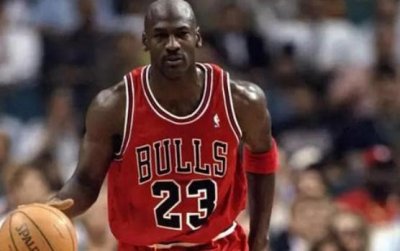 ​全票MVP是什么概念？翻遍NBA历史就1人做到 詹鲨最可惜