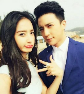 ​离婚一年不到的薛之谦又和前妻复合了 曝段子手歌手的狗血情史