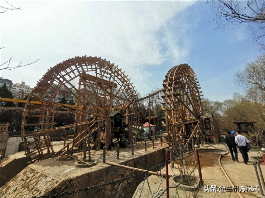 兰州这一4A级景区距今已有25年历史 其水车轮辐直径高达16.5米