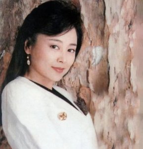 ​导演张建亚，和张瑜离婚有点遗憾，再婚娶普通人终获幸福