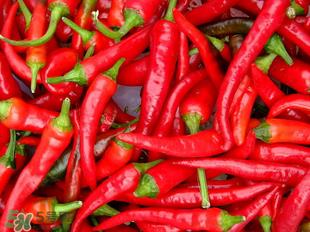 辣椒变红能吃吗？辣椒为什么会变红？