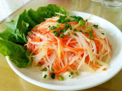 ​胡萝卜土豆丝怎么做好吃 胡萝卜土豆丝的做法