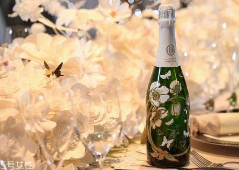 巴黎之花香槟多少钱一瓶 巴黎之花香槟的口感 巴黎之花香槟多少钱一瓶 巴黎之花香槟的口感