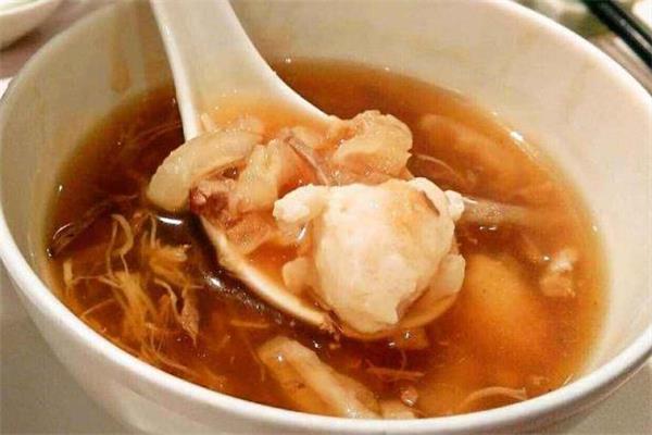 响螺花胶汤能补血吗 响螺花胶汤适合什么人喝 响螺花胶汤能补血吗 响螺花胶汤适合什么人喝