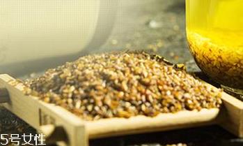 黑苦荞茶上火吗?蒸煮法苦荞茶不上火 黑苦荞茶上火吗?蒸煮法苦荞茶不上火