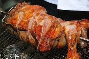烤箱烤羊腿温度和时间 烤箱烤羊腿的技巧 烤箱烤羊腿温度和时间 烤箱烤羊腿的技巧