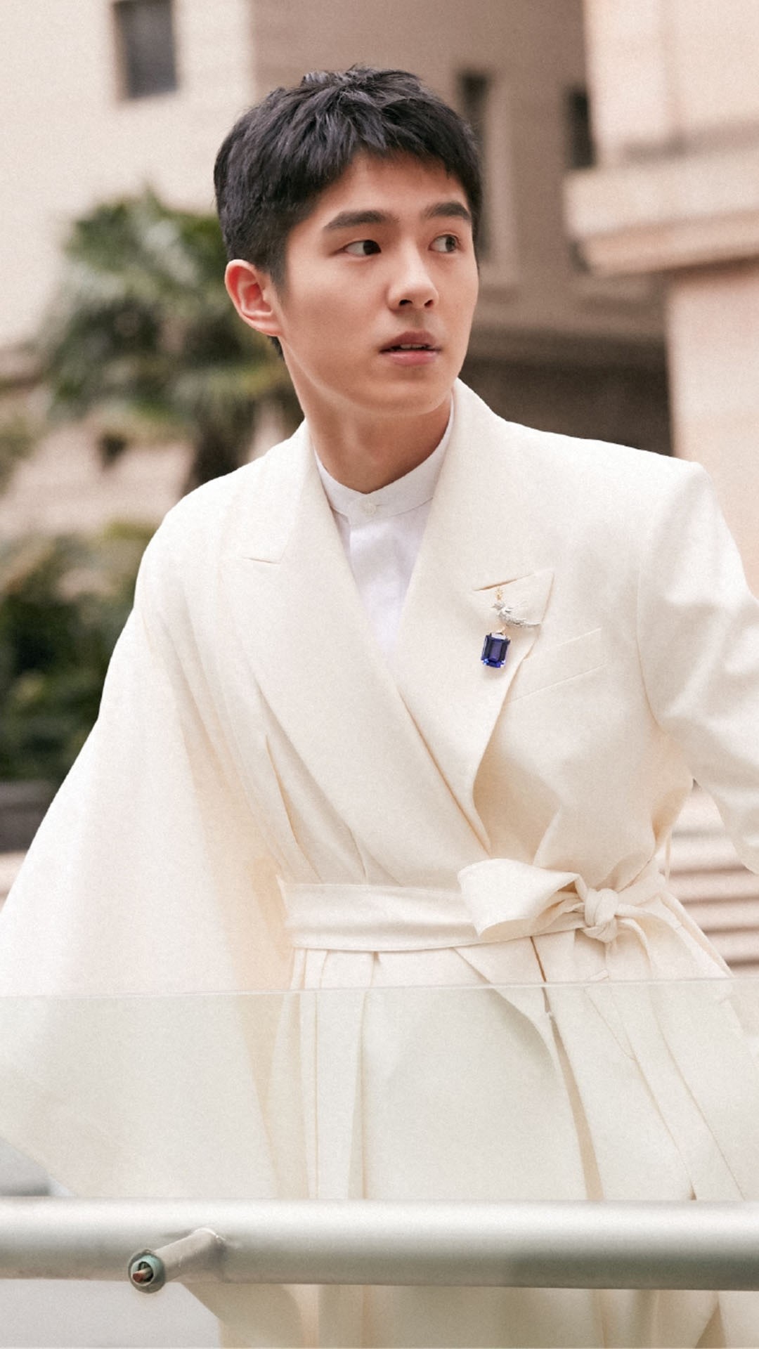 刘昊然沉稳帅气写真手机壁纸