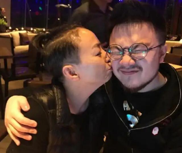 宋丹丹与巴图一家(宋丹丹3套亿万豪宅)(8)