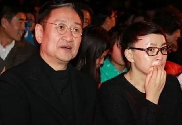 宋丹丹与巴图一家(宋丹丹3套亿万豪宅)(2)