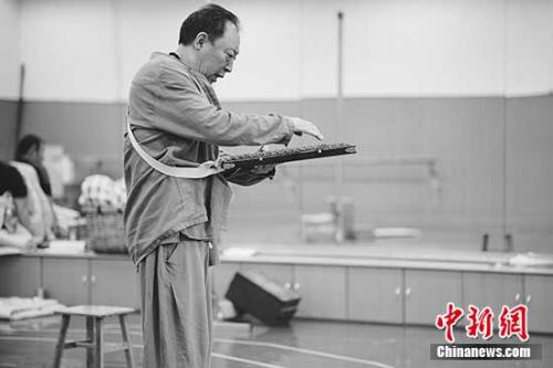 面瘫式表演将再现！除了领奖，倪大红还在忙这件事