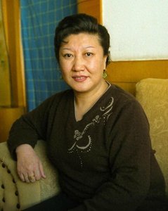 ​意外猝死的几位明星，“腿腿”死于刀下，有人留下千万遗产待分配