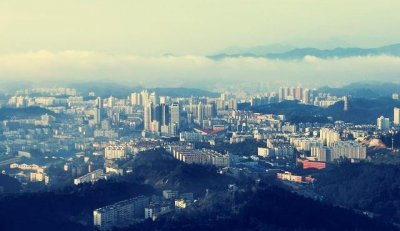 ​武当山的美景（武当山下美丽山城）