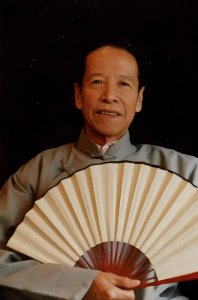 ​粤语讲古大师张悦楷，广东人难以忘怀的大明星，临终遗言让人泪目