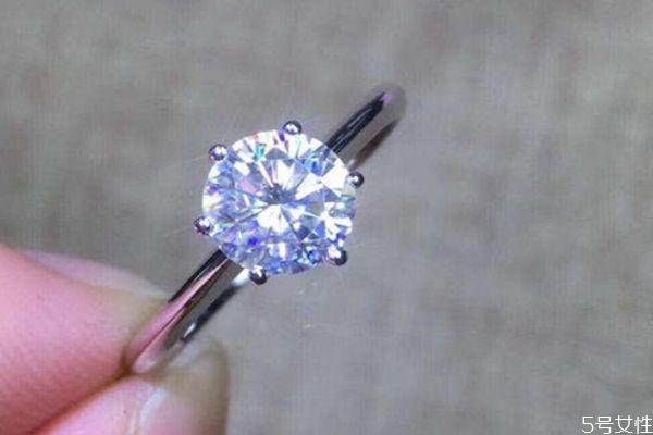 钻石戒指怎么定制 钻石戒指怎么选购 钻石戒指怎么定制 钻石戒指怎么选购