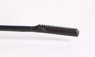 美宝莲巨密狂野睫毛膏好用吗 美宝莲睫毛膏选购技巧