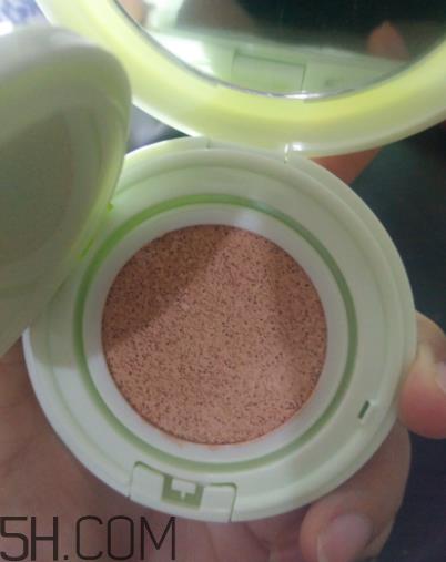 百雀羚三生花气垫BB持妆效果怎么样?显白吗? 百雀羚三生花气垫BB持妆效果怎么样?显白吗?