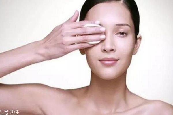 眼影眼线怎么卸妆 怎么卸眼妆最干净 眼影眼线怎么卸妆 怎么卸眼妆最干净