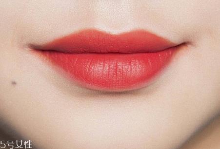 口红为什么含铅?口红里为什么要加铅? 口红为什么含铅?口红里为什么要加铅?