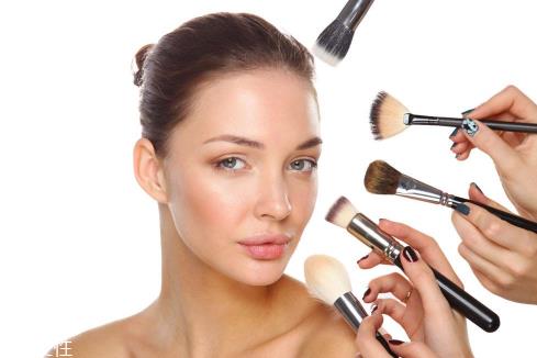 早上不洗脸对皮肤好吗 影响肌肤健康 早上不洗脸对皮肤好吗 影响肌肤健康