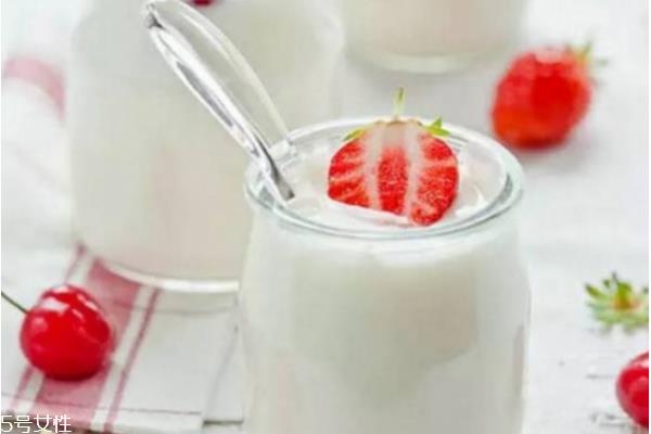 酸奶面膜能美白吗 酸奶自制美白补水面膜大全 酸奶面膜能美白吗 酸奶自制美白补水面膜大全