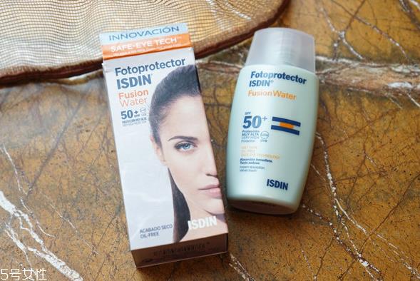 怡思丁防晒霜孕妇可以用吗 怡思丁防晒霜成分表
